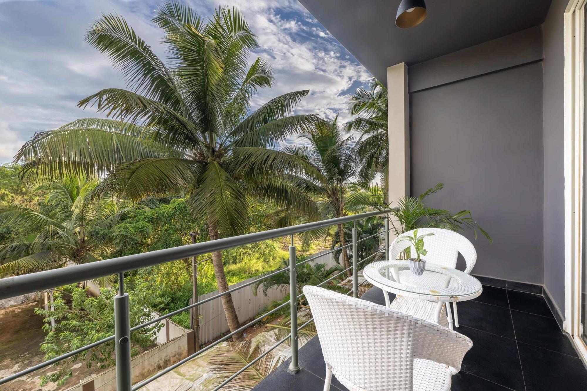 Echor Samara Morjim Goa Sea View Restro Hotel Exterior photo