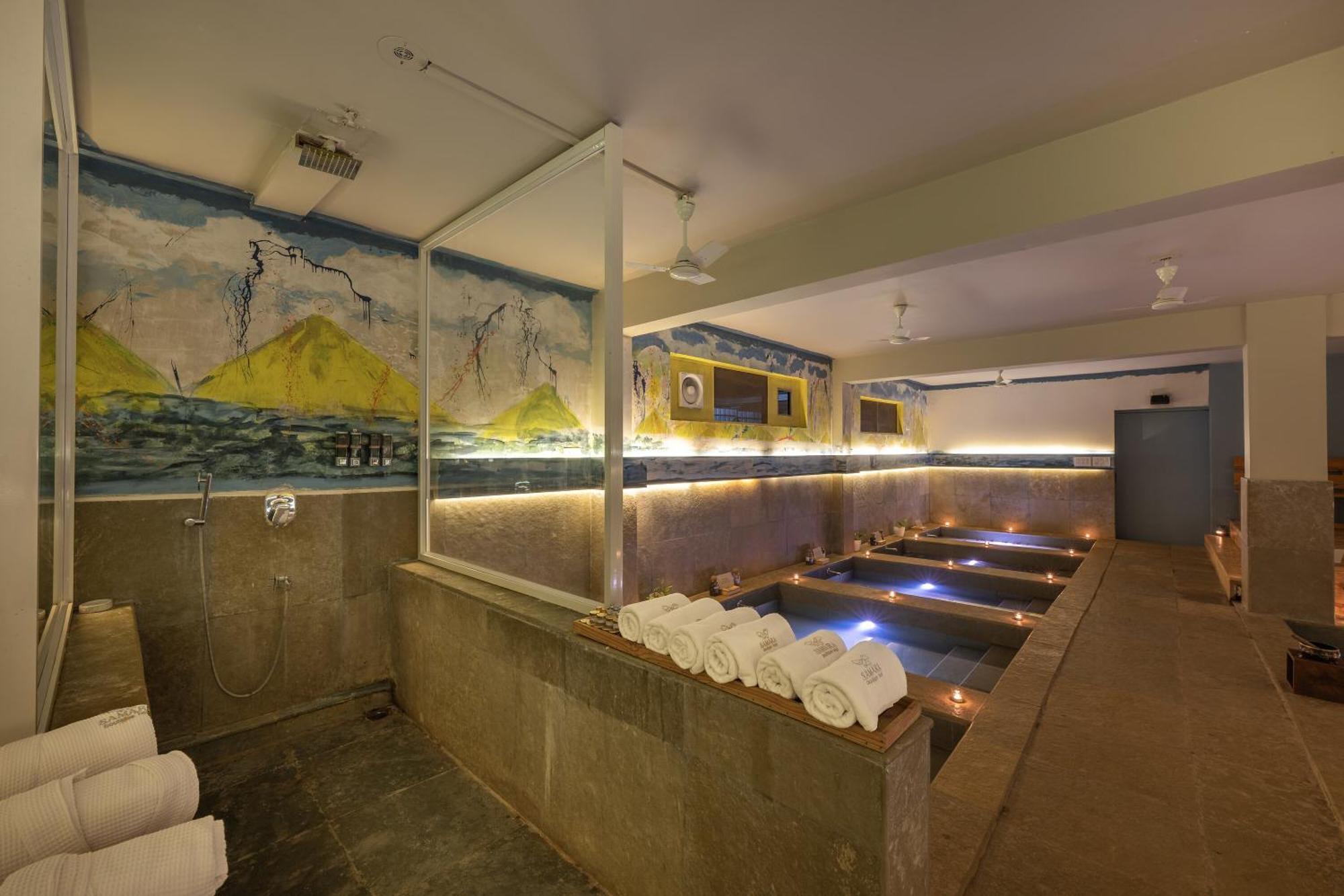 Echor Samara Morjim Goa Sea View Restro Hotel Exterior photo