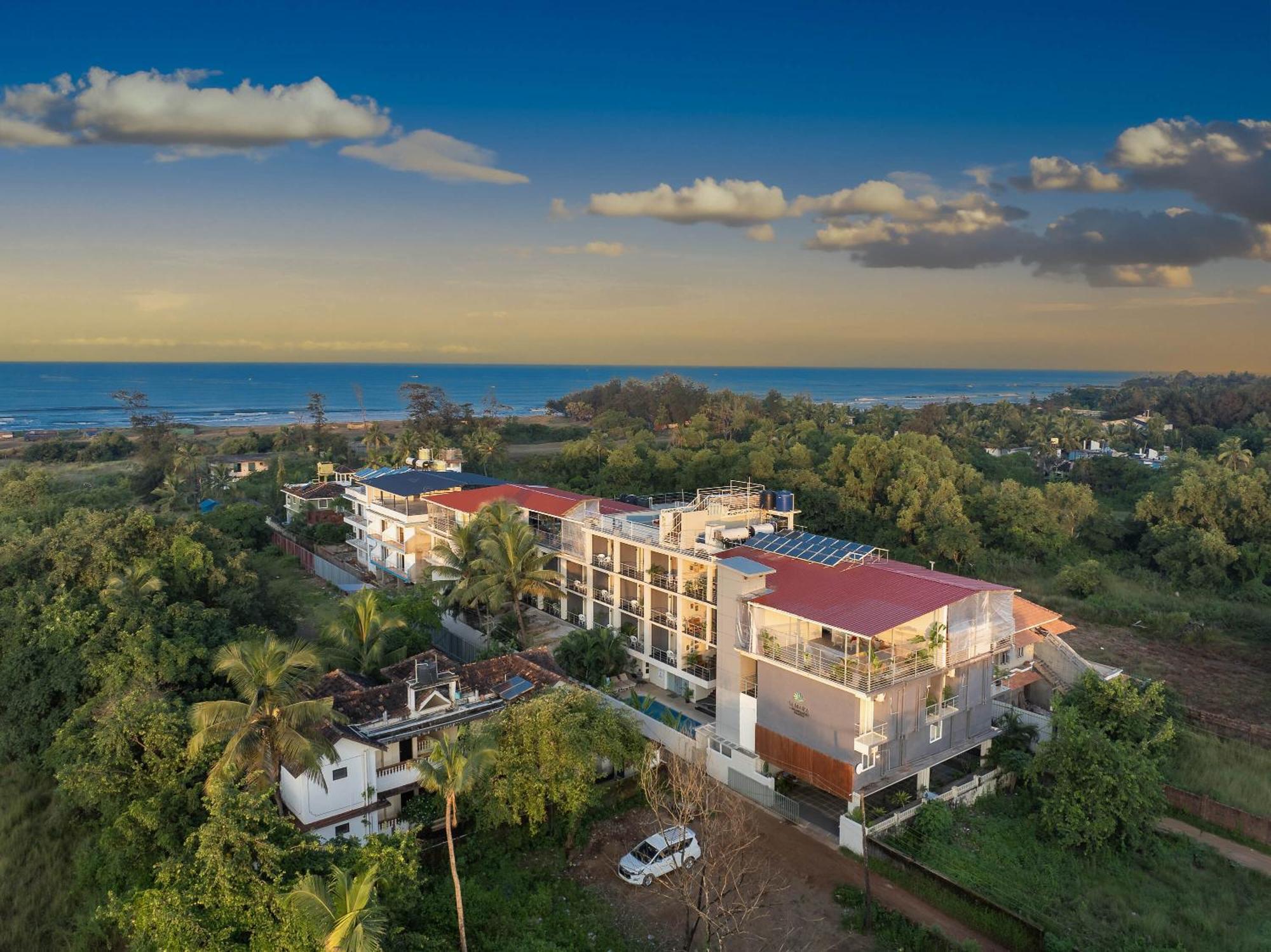 Echor Samara Morjim Goa Sea View Restro Hotel Exterior photo